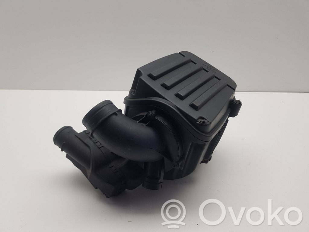 Volkswagen PASSAT B6 Luftfilterkasten 