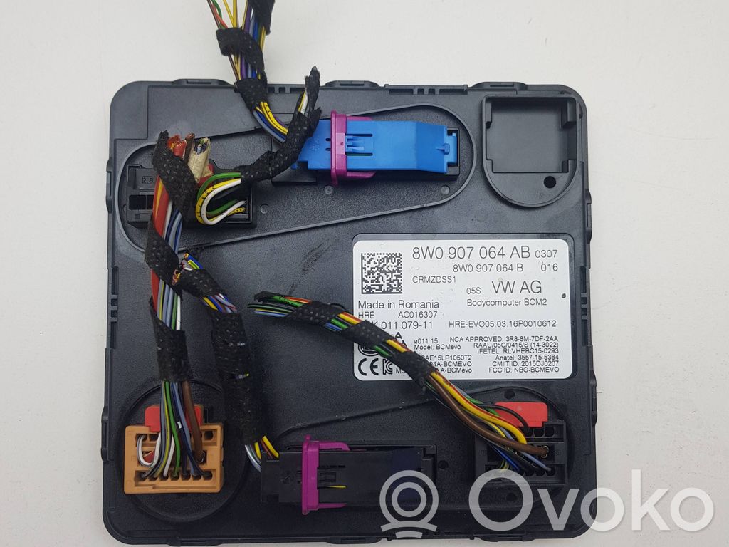 Audi A4 S4 B9 Komforto modulis 