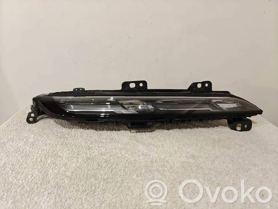 BMW 7 G70 Lampa przednia 