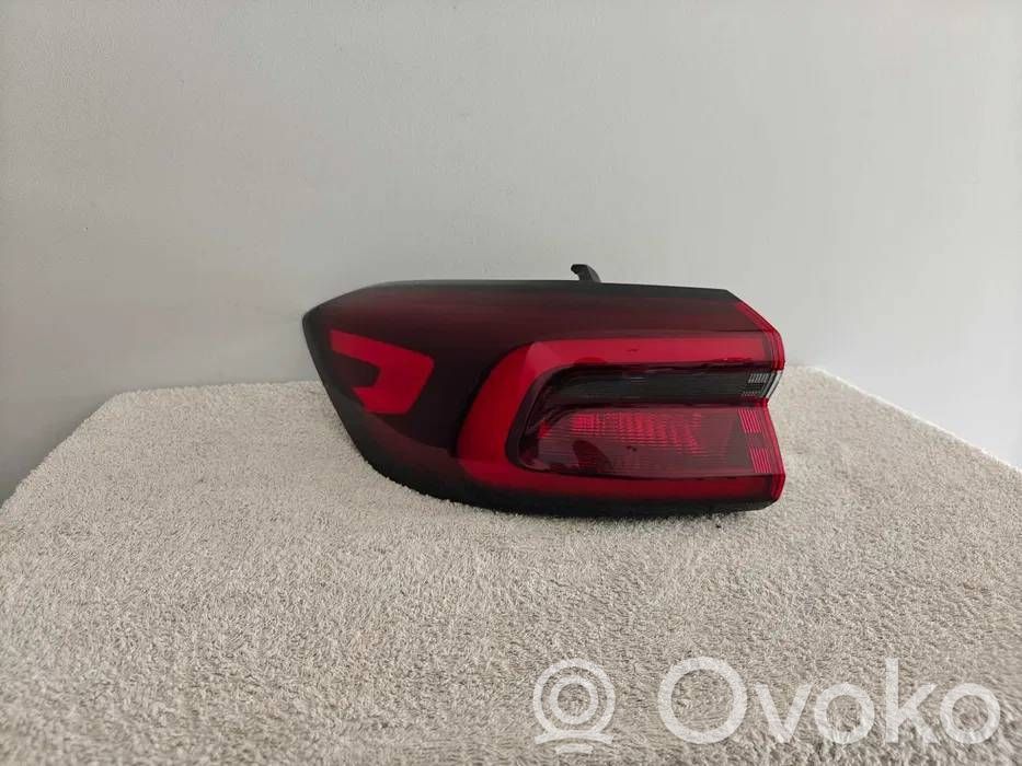 DR Automobiles DR 6.0  Luz trasera/de freno 
