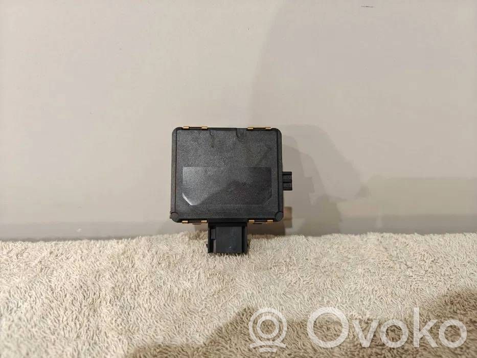 Audi Q3 F3 Distronic sensor radar 