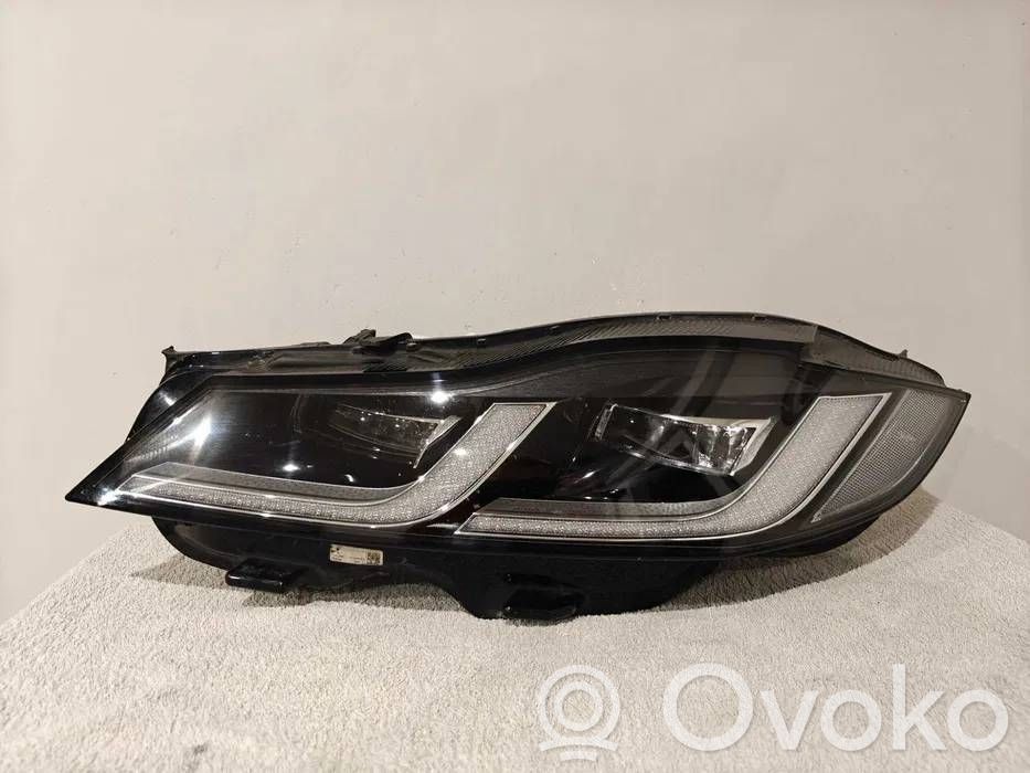 Jaguar XF X260 Lampa przednia 