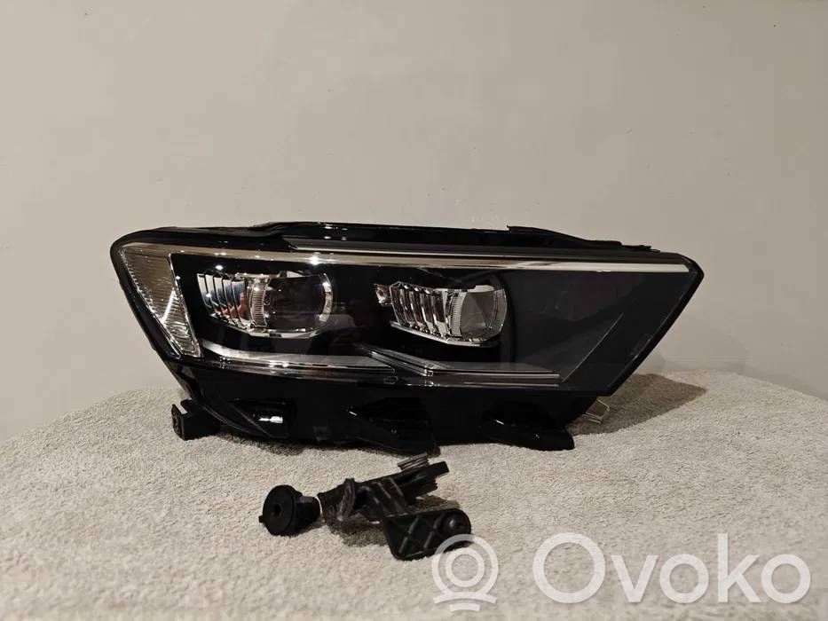 Volkswagen T-Roc Headlight/headlamp 