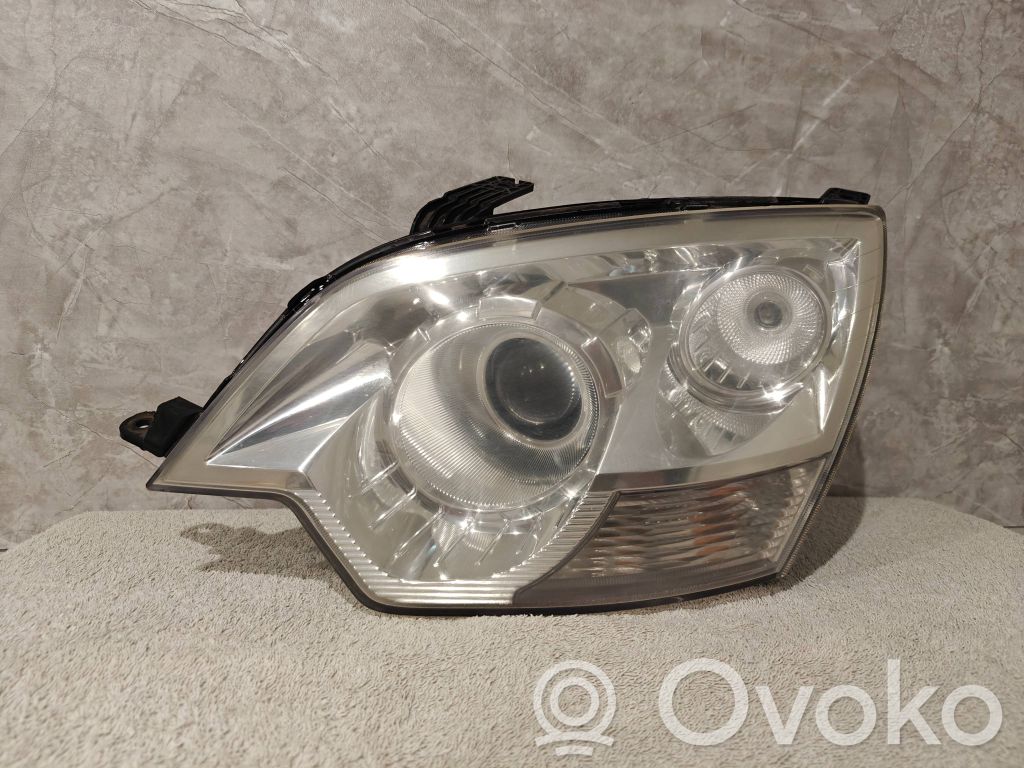 Opel Antara Lampa przednia 