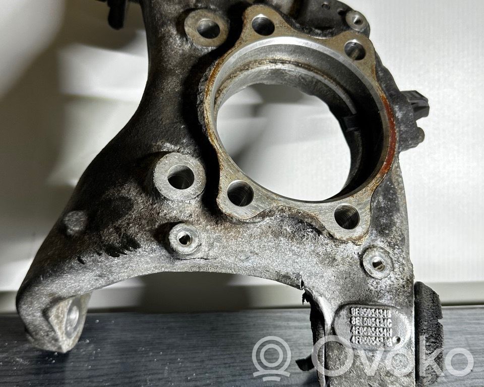 Audi A6 S6 C6 4F Cubo de rueda trasera 