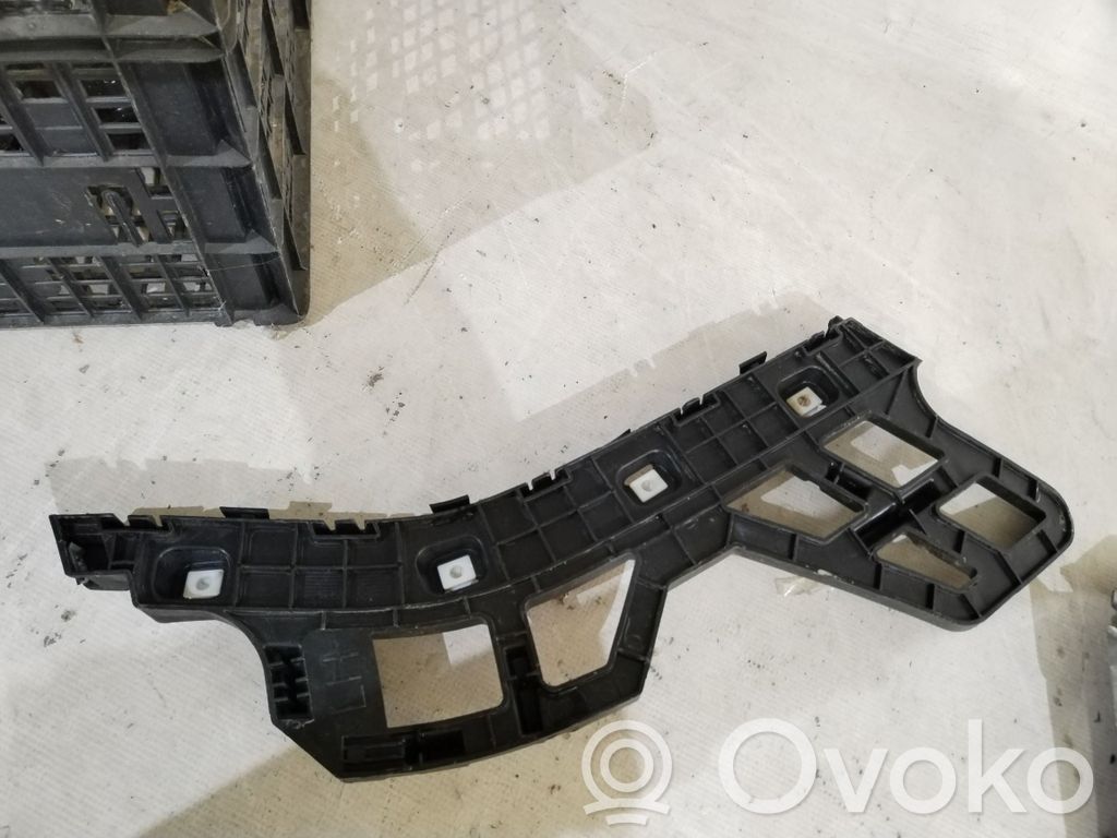 KIA Ceed Front bumper mounting bracket 