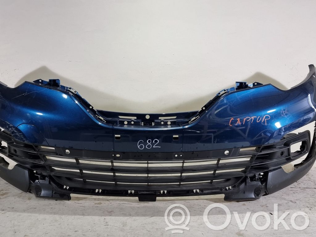 Renault Captur Front bumper 