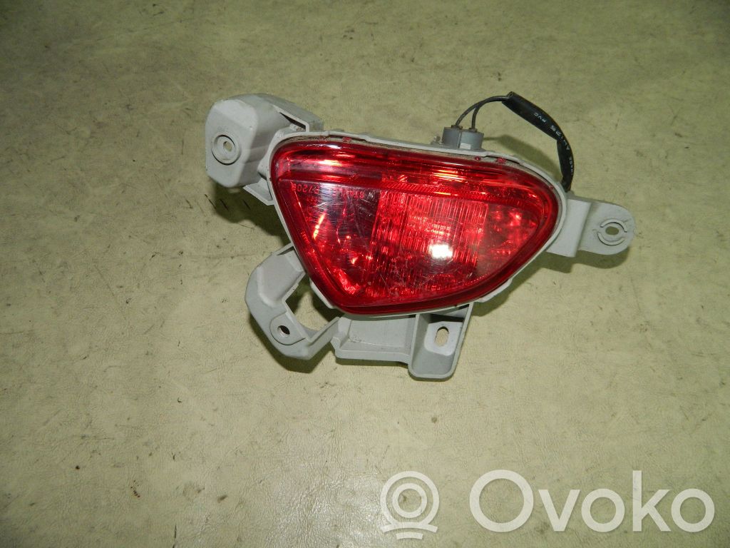 Mazda 2 Takapuskurin valo 