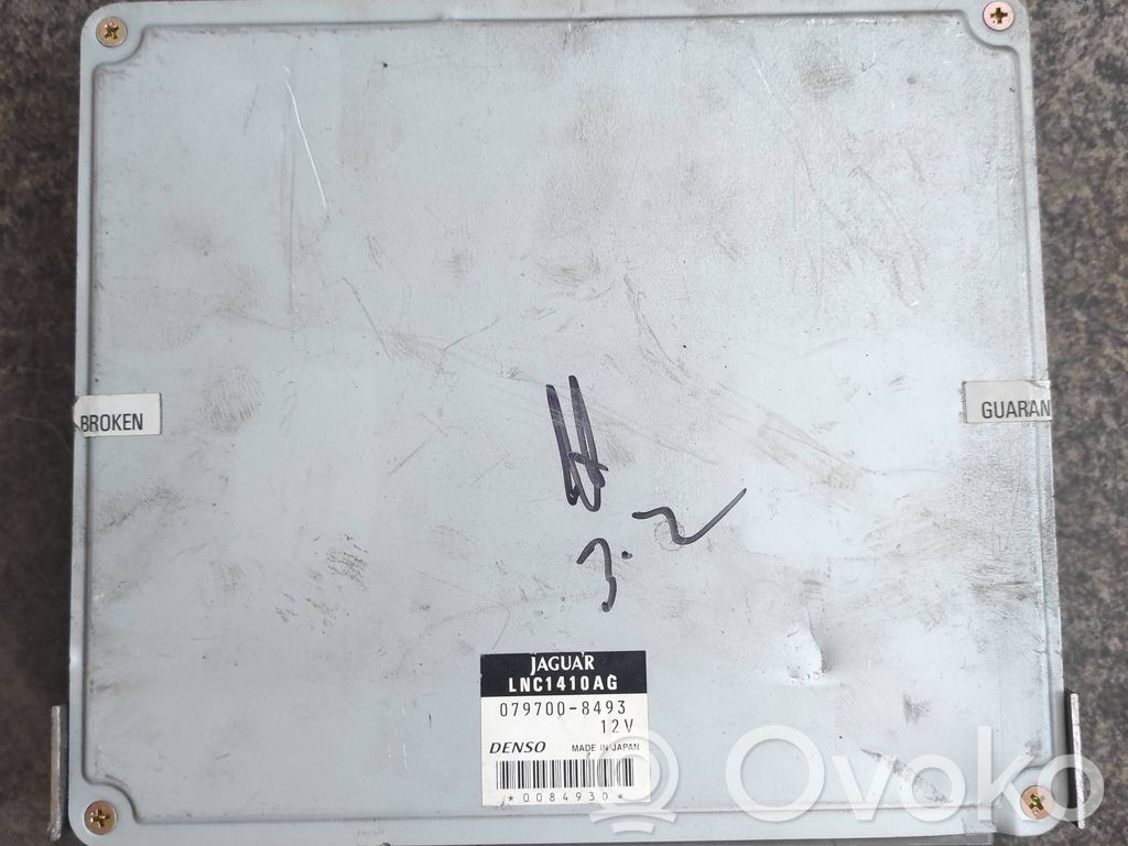Jaguar XJ X308 Engine control unit/module 