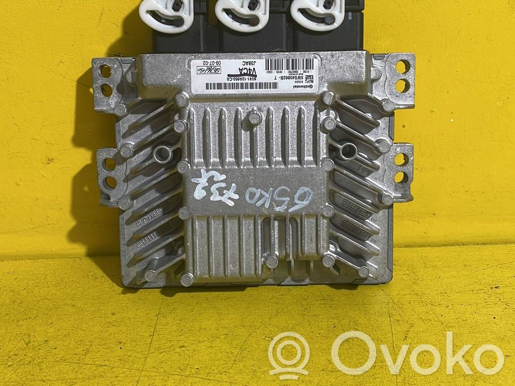 Dzinēja vadības bloks   8V4112A650CA