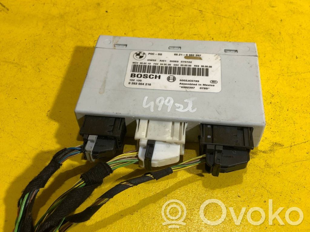 BMW 1 E81 E87 Parking PDC control unit/module 