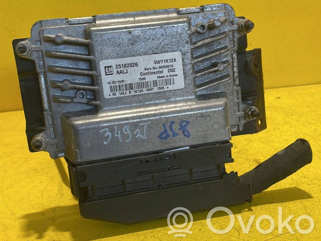 Engine control unit/module   25182026,1K12A,140310E