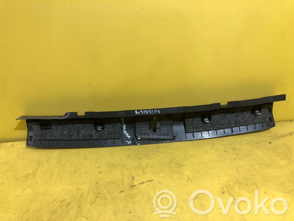 Chevrolet Orlando Amortyzator osi tylnej ze sprężyną 