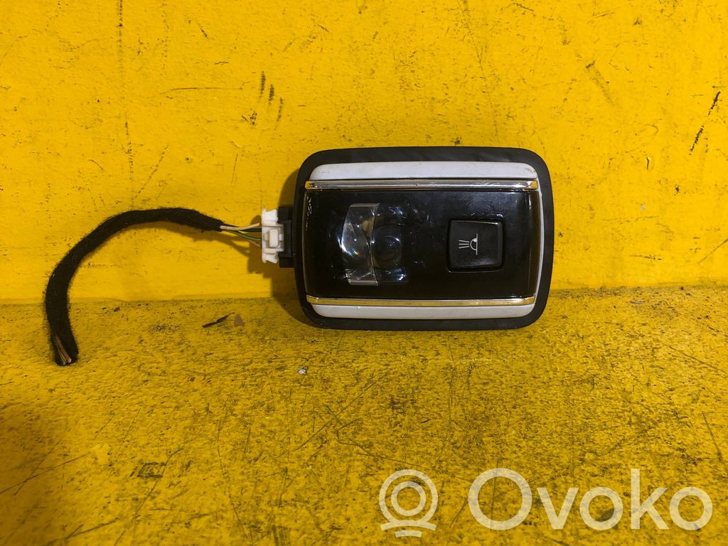 Peugeot 508 RXH Front seat light 