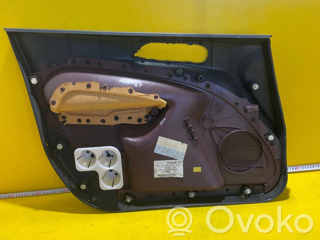 Ford Fiesta Poszycie / Boczek drzwi bocznych / przesuwnych 