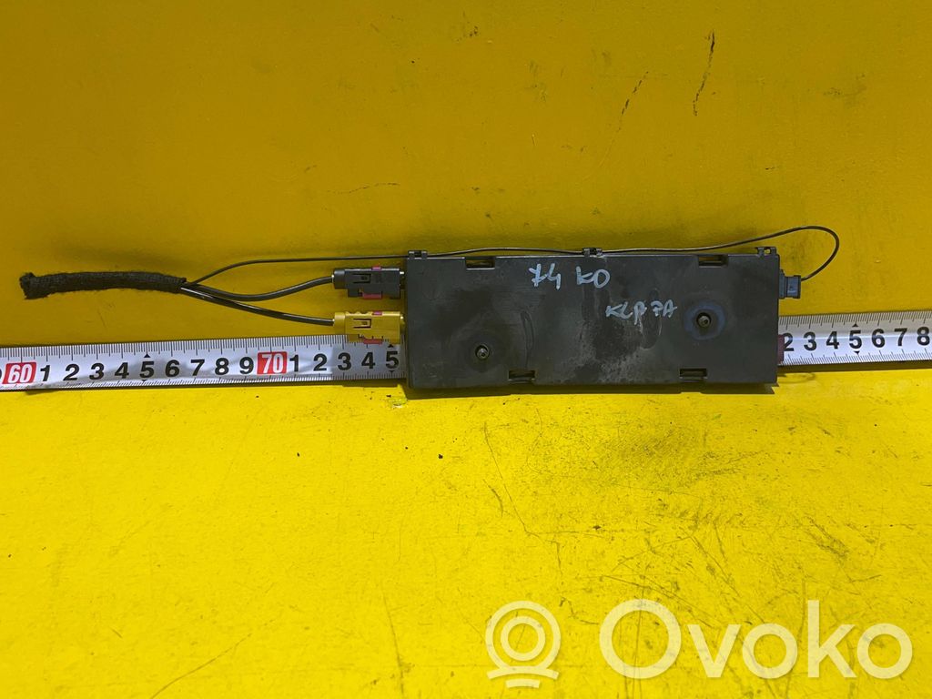 BMW 1 E81 E87 Antenos stiprintuvas 
