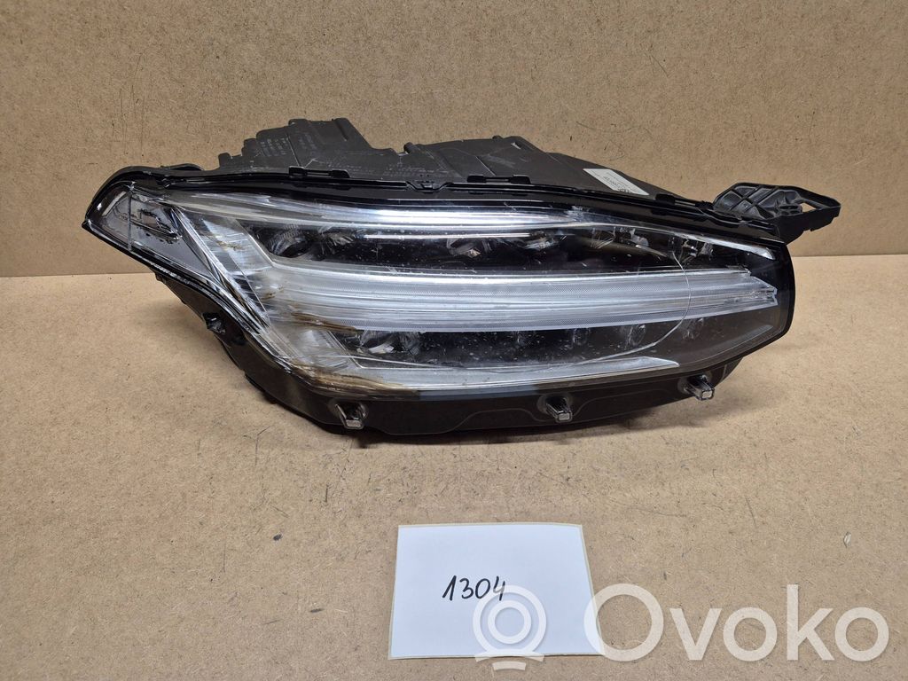 Volvo XC90 Scheinwerfer 