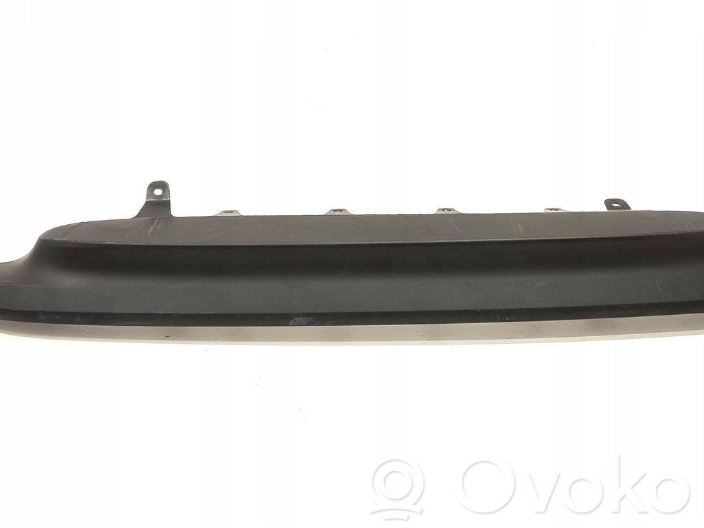 Toyota Camry VIII XV70  Moldura inferior del parachoques trasero 