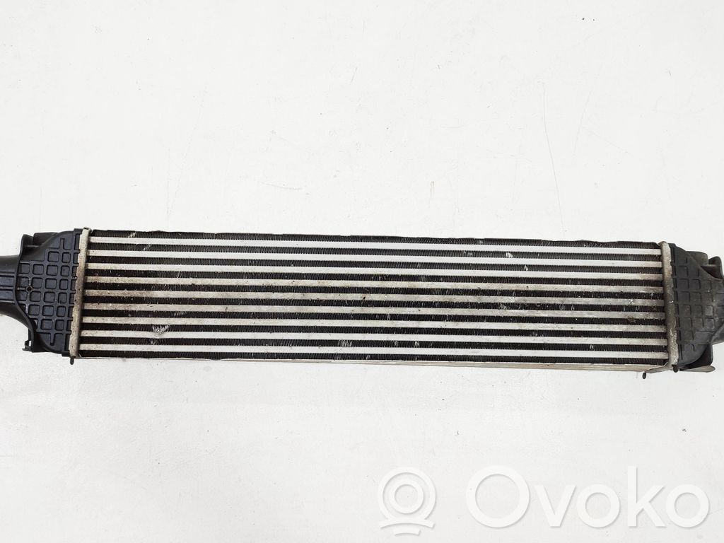 Audi A4 S4 B9 Interkūlerio radiatorius 