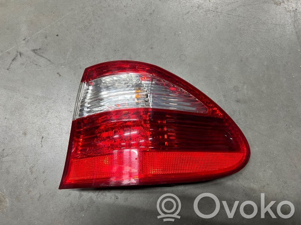 Lampa tylna   A2118201564,799L078L