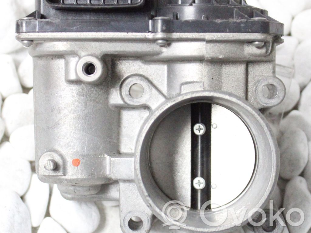 Throttle valve   P53N13640