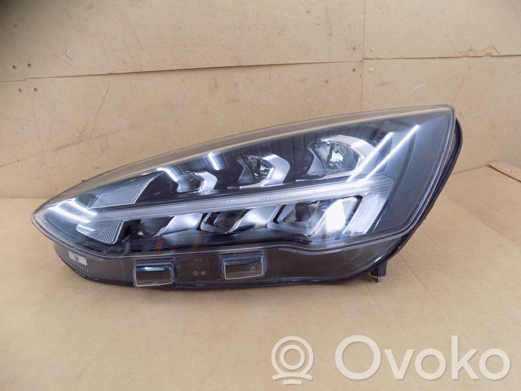 Ford Focus Headlight/headlamp 