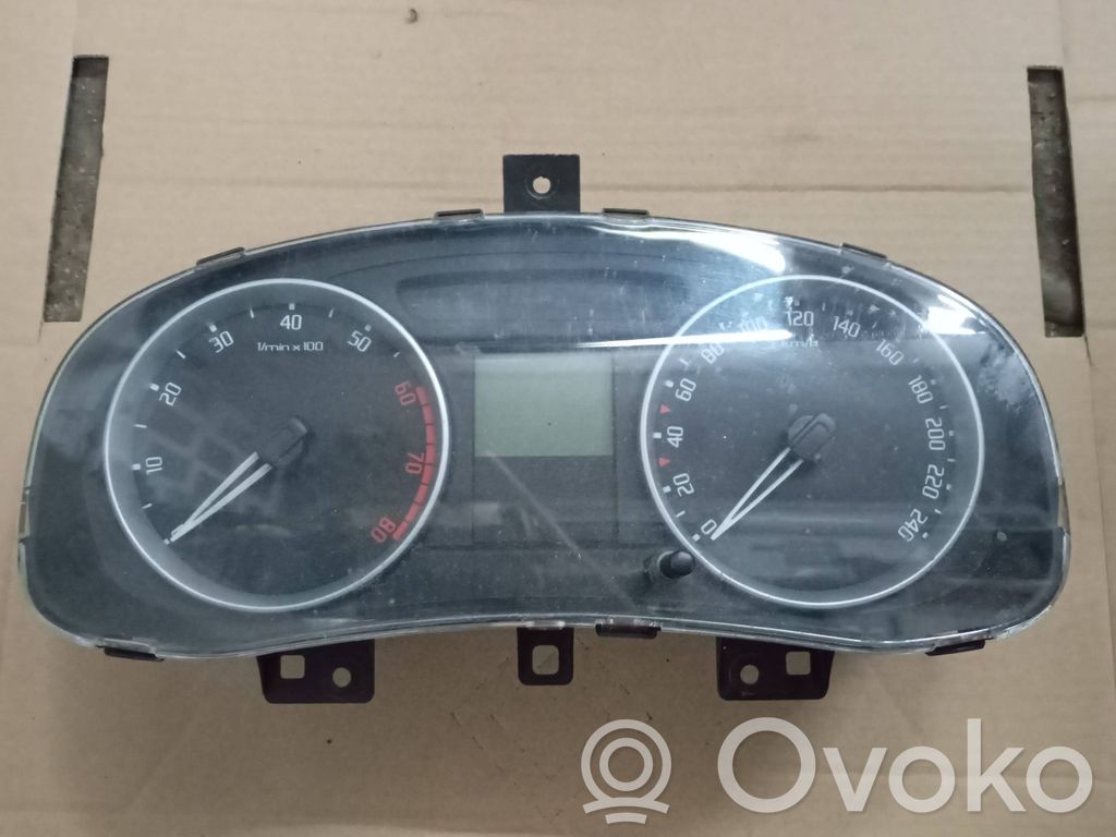 Skoda Fabia Mk2 (5J) Vitezometru (grup de instrumente) 