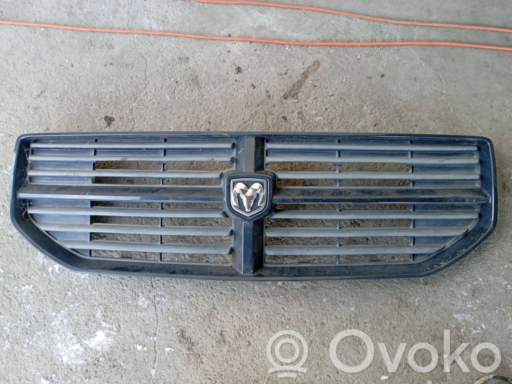 Dodge Caliber Etusäleikkö 