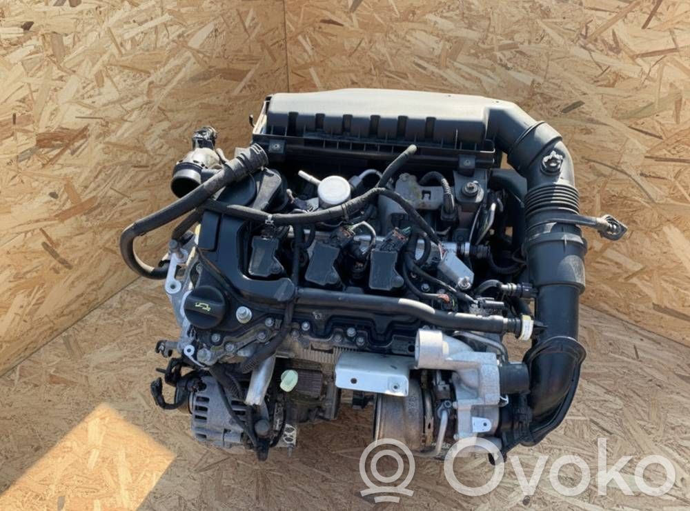 Peugeot 2008 II Motor complet pentru înlocuire 
