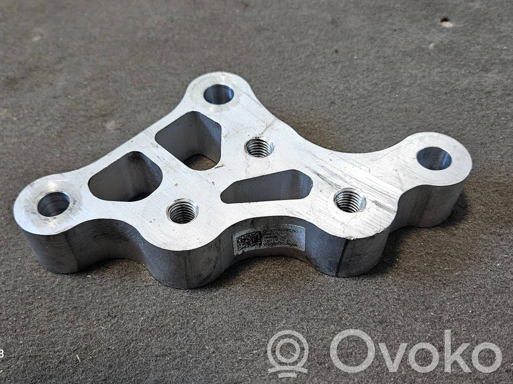 Jeep Compass Engine mounting bracket 