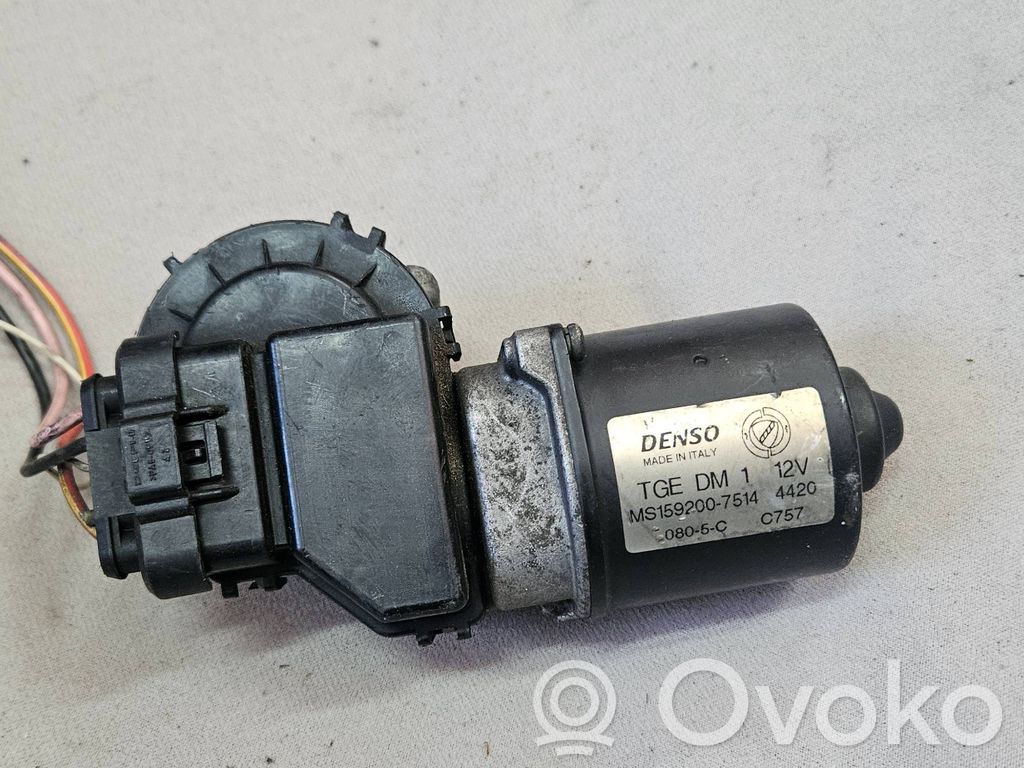Fiat Idea Silniczek wycieraczek szyby przedniej / czołowej 