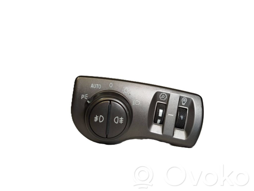 Light switch
