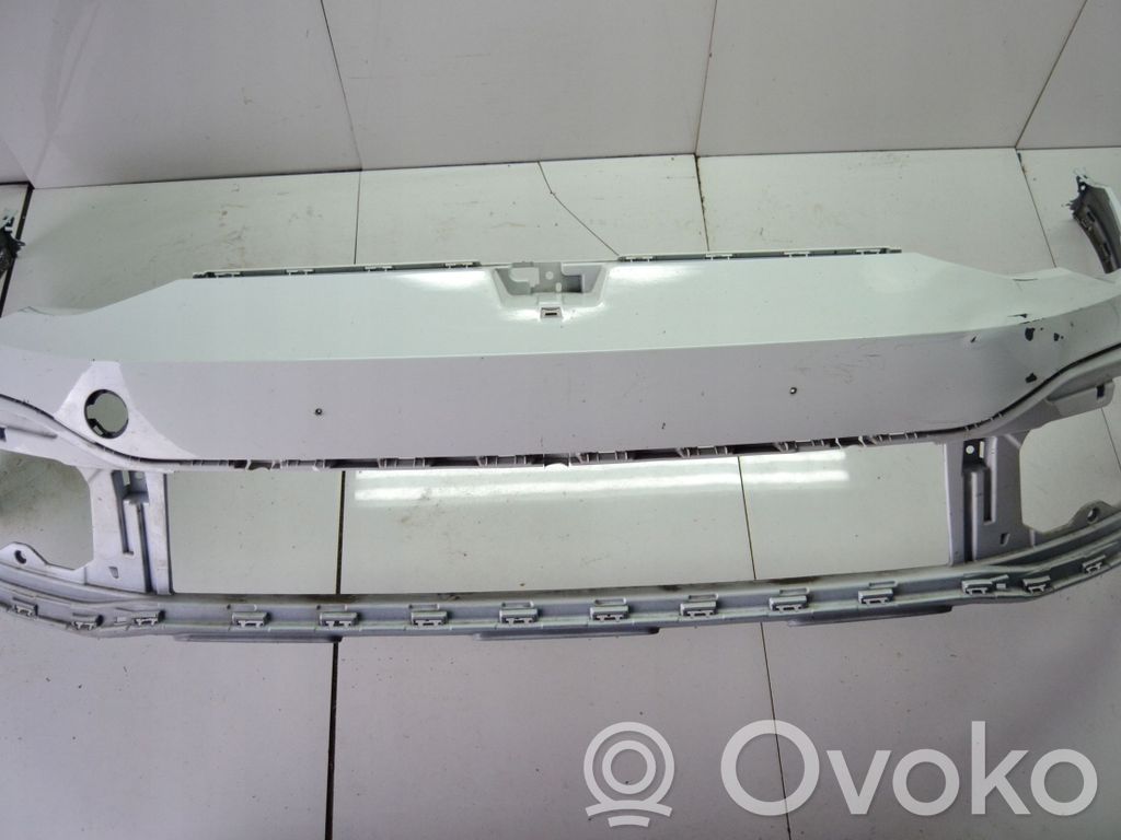 Volkswagen Golf VIII Parachoques delantero 