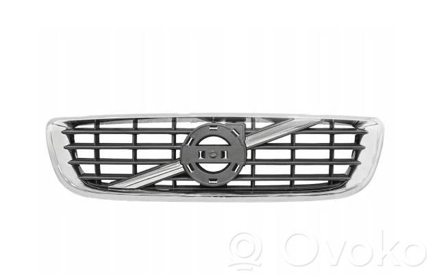 Volvo S40 Front bumper upper radiator grill 