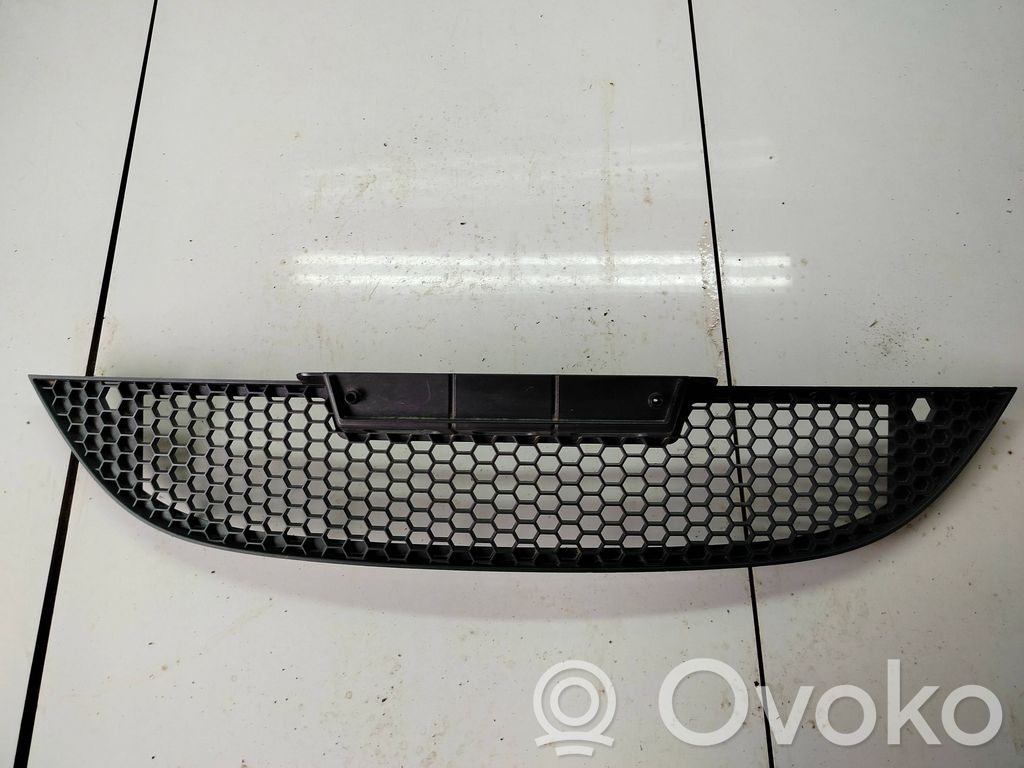 Seat Leon (1P) Etusäleikkö 
