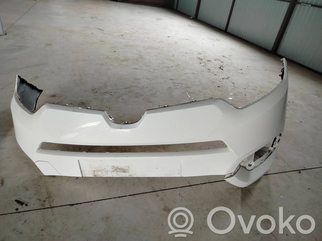 Opel Combo E Priekinis bamperis 