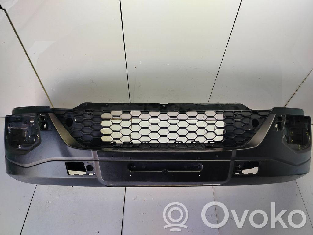Iveco Daily 6th gen Parachoques delantero 