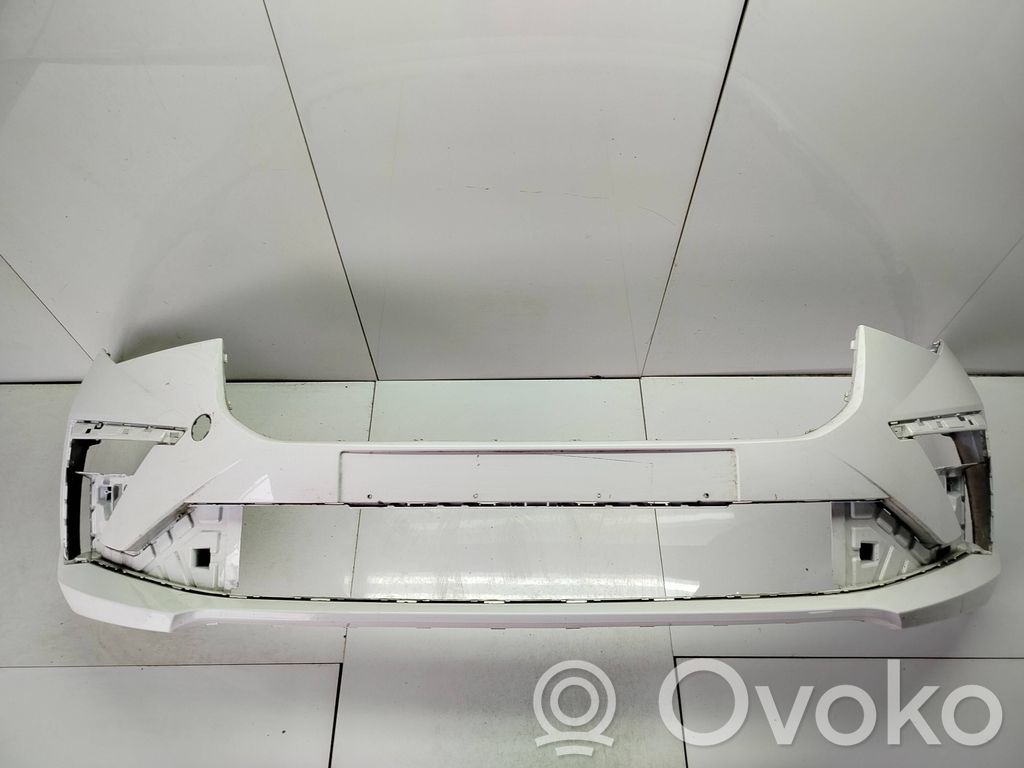Skoda Scala Parachoques delantero 