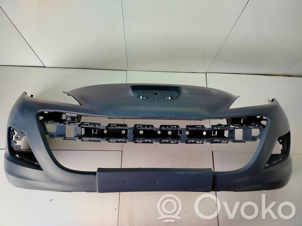 Peugeot 207 Front bumper 