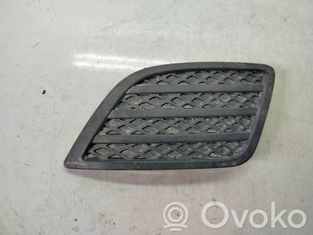 Ford Fiesta Kratka dolna zderzaka przedniego 