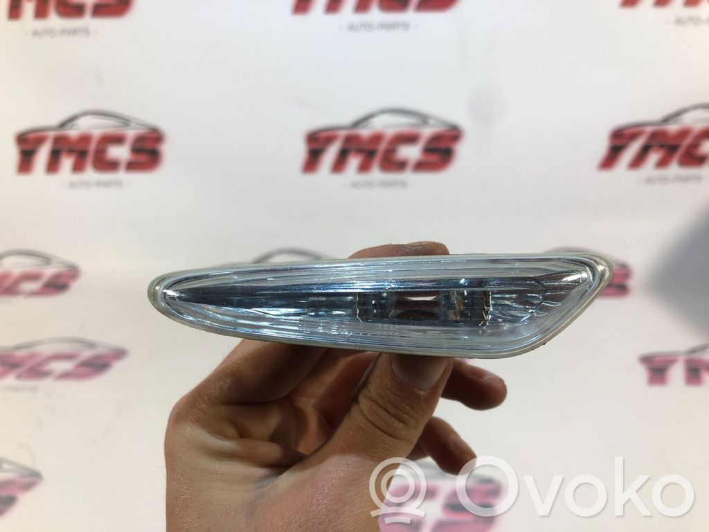 BMW X3 E83 Front fender indicator light 