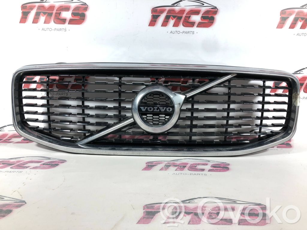Volvo XC60 Maskownica / Grill / Atrapa górna chłodnicy 