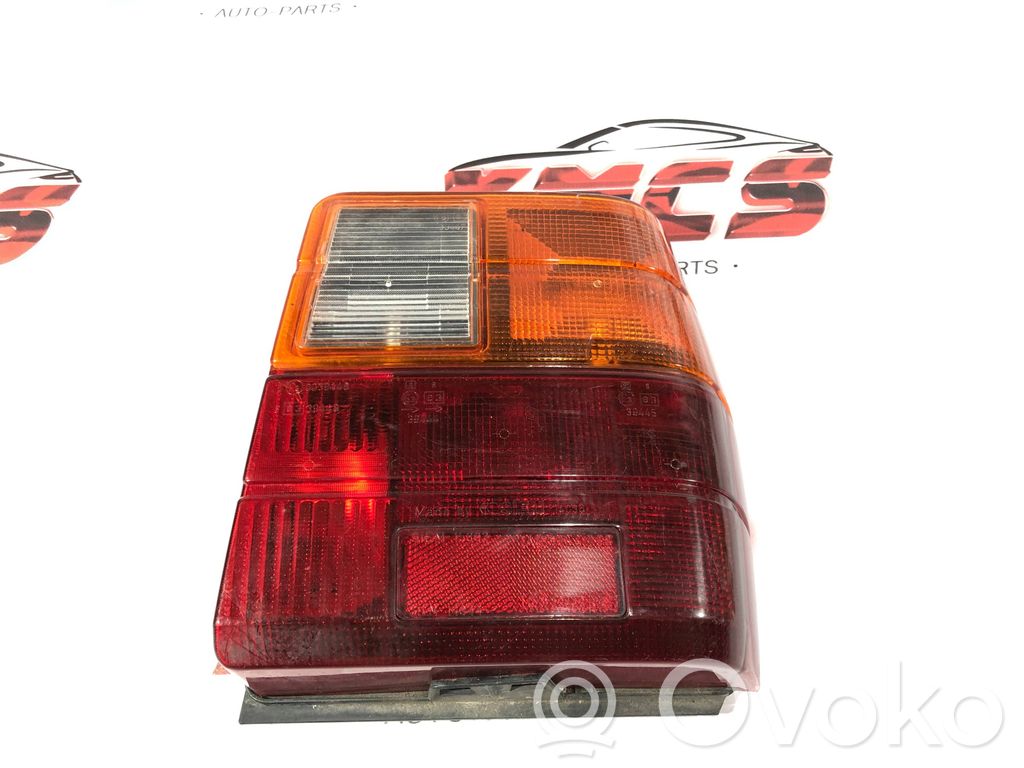 Fiat Uno Lampă spate în caroserie 