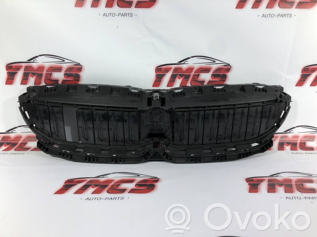 BMW 3 G20 G21 Grotelės priekinės 