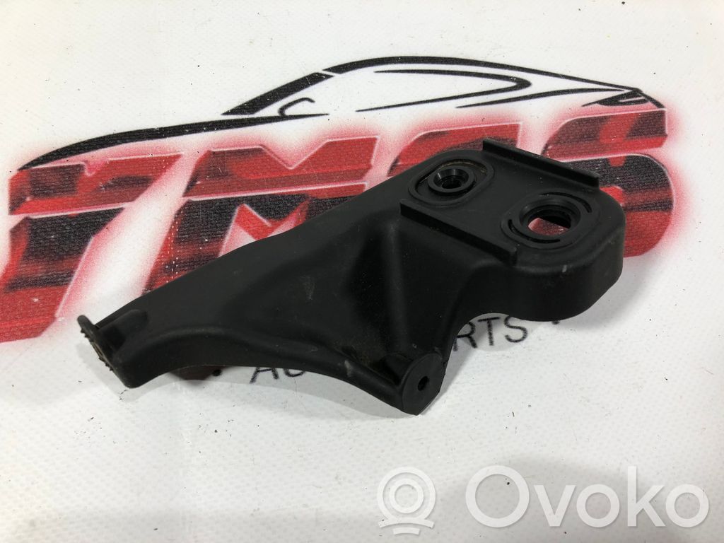 Audi A3 S3 8P Uchwyt / Mocowanie zderzaka tylnego 