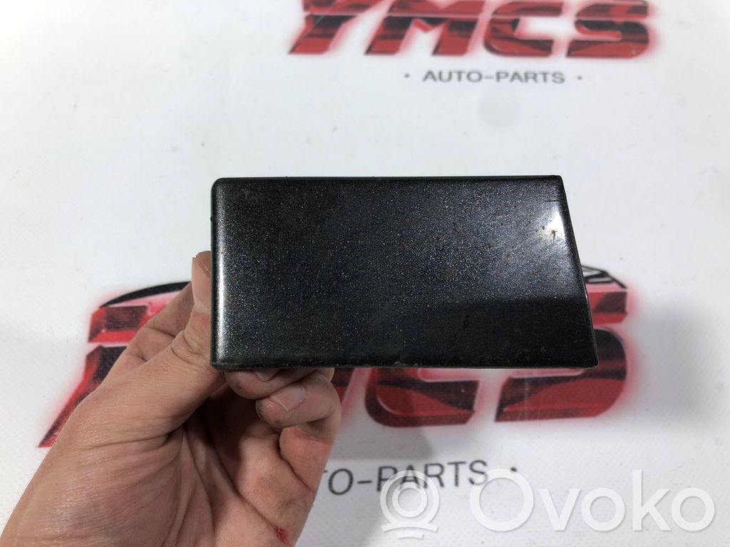 Audi A3 S3 8P Listwa tylnego błotnika 