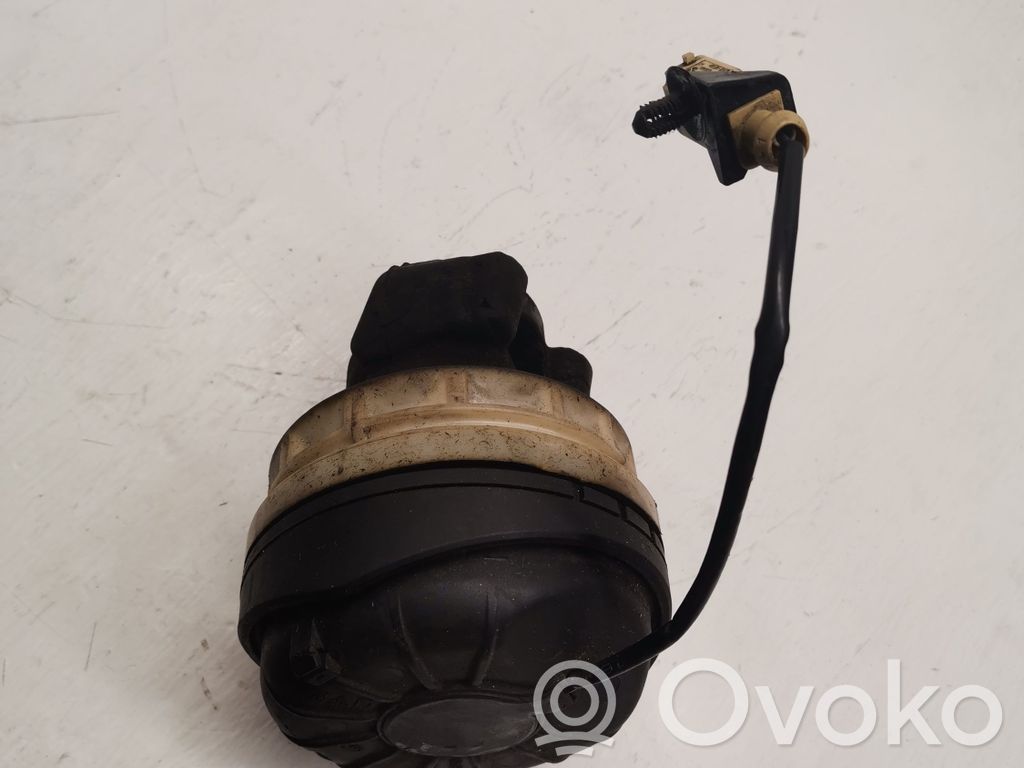 Engine mount bracket   8K0973802