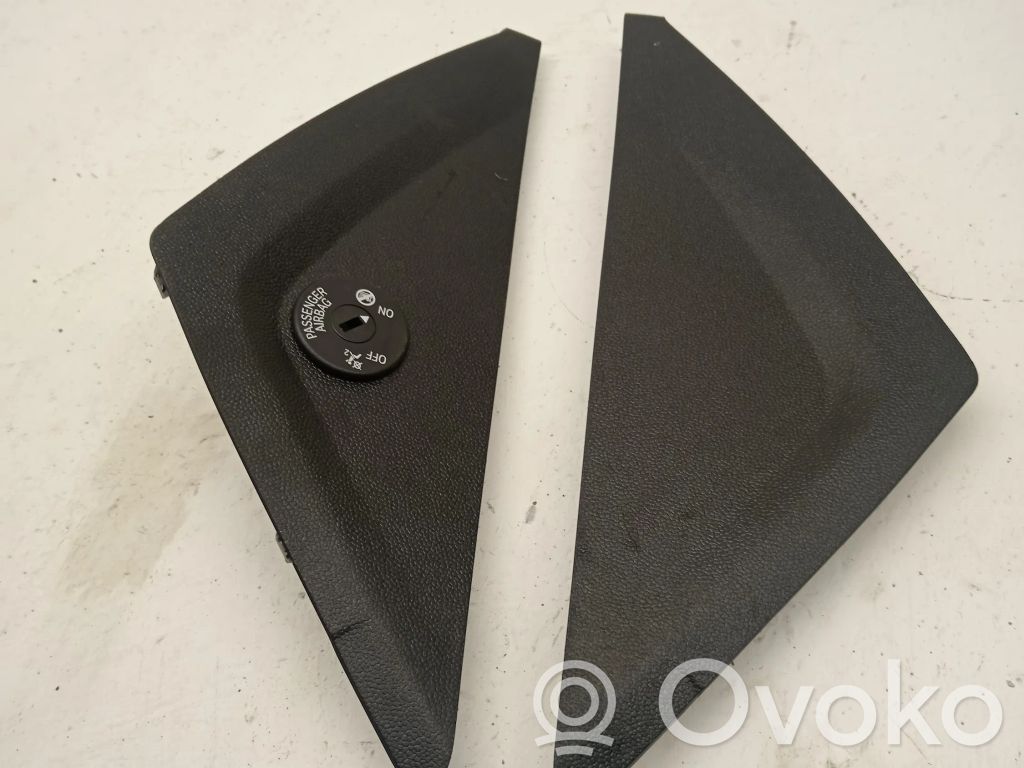 BMW iX Panelės apdailos skydas (šoninis) 