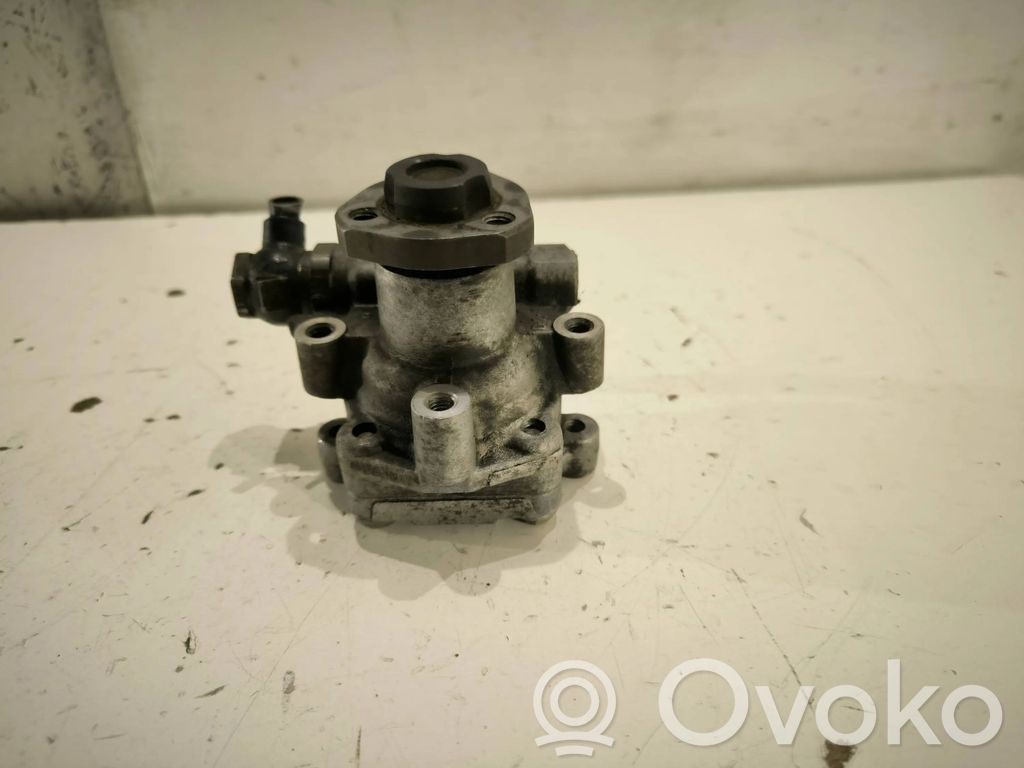 Volkswagen Sharan Power steering pump 