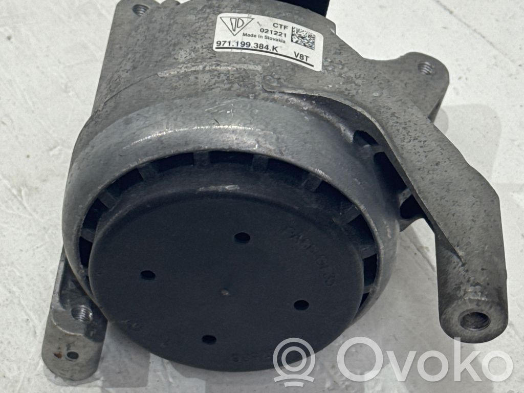 Bentley Bentayga Engine mount bracket 